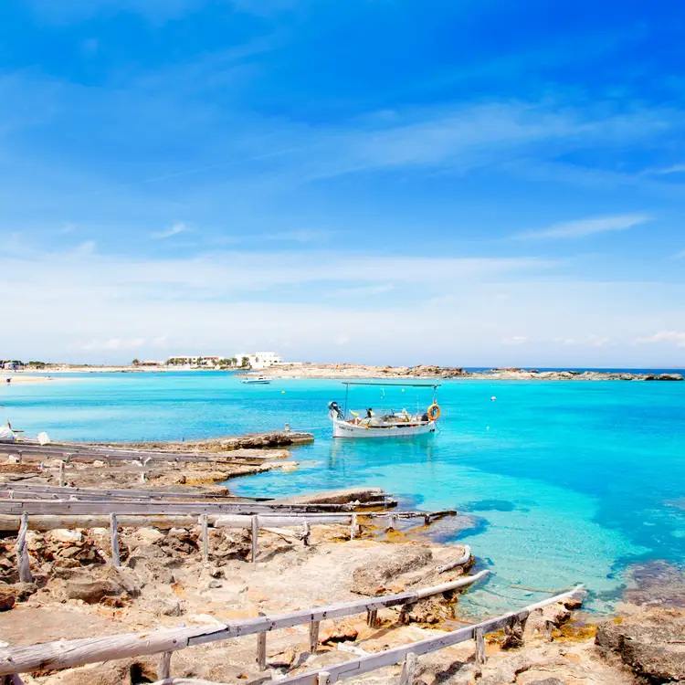 spiaggia di es pujols a formentera