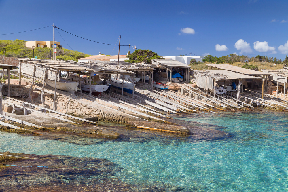 Es Caló de Sant Agustì 5 formentera Es Calo de Sant Agusti Escars